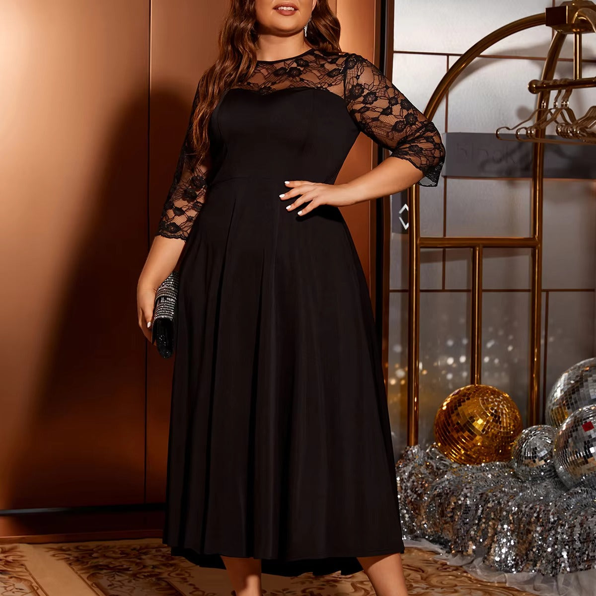 Black Women's Large Size Lace Spliced Long With Full Hem Evening Dress