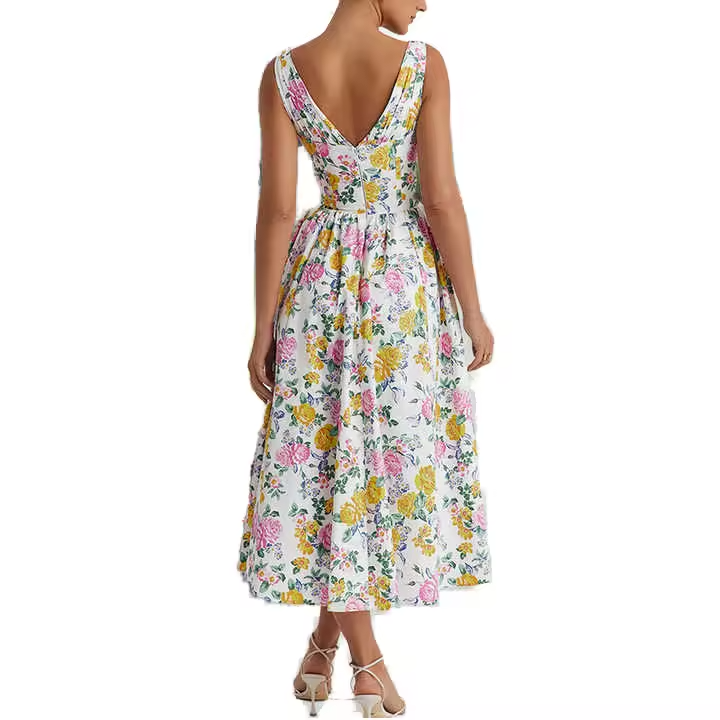 Summer's Fashionable Printed V-Neck Dress New Slim-Fitting Sexy Halter Design Vacation Style Elegant Empire
