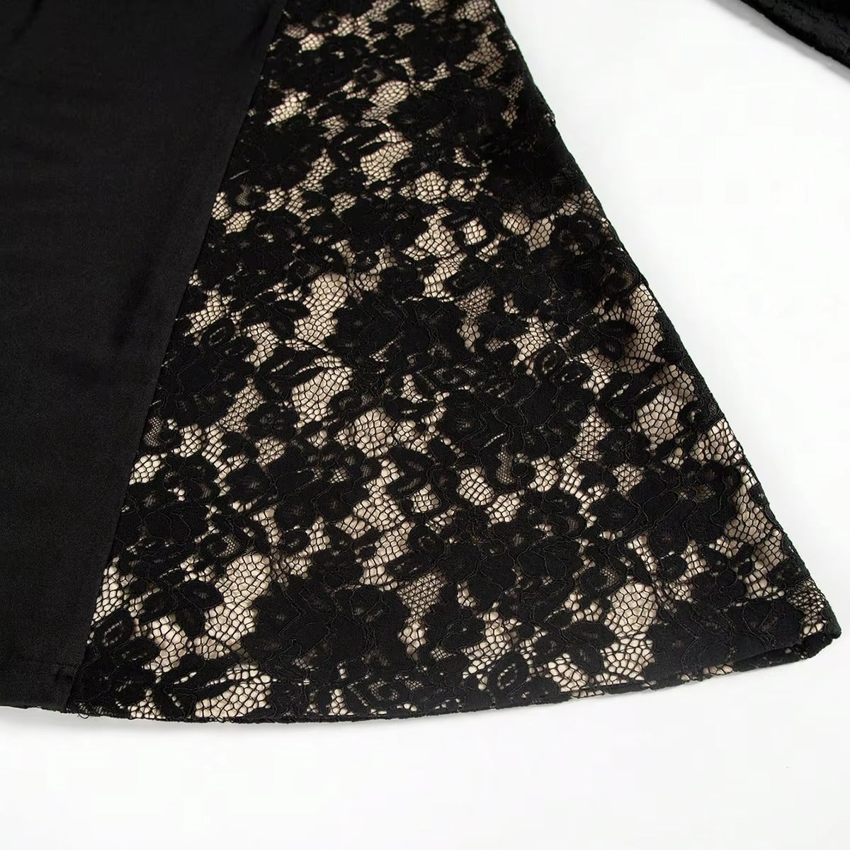 Women's Large Size Lace Round Neck Long Sleeve Fishtail Long Banquet Dress for Party
