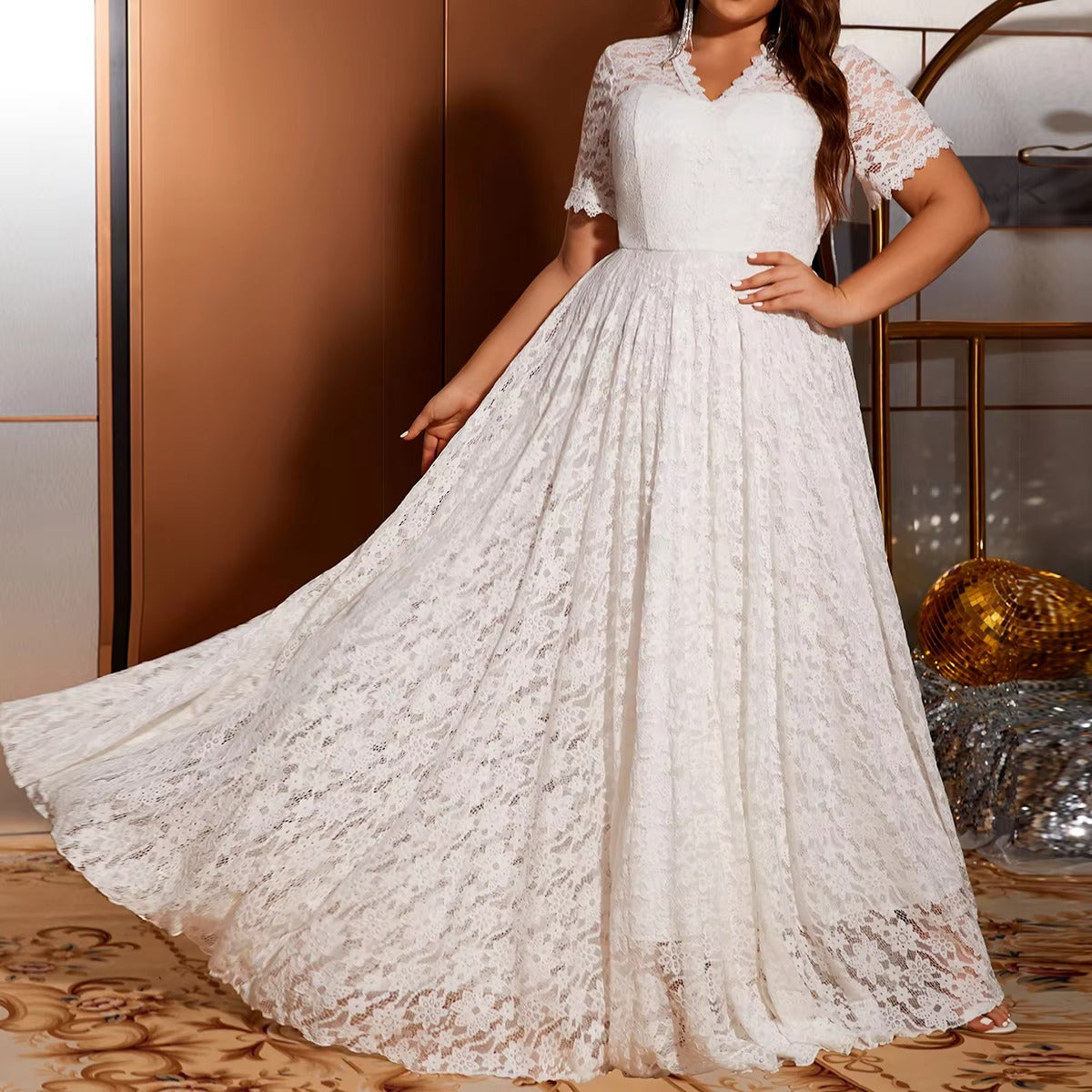 Romantic Women's Ball Gown Evening Dress Large Size White Lace V-Neck Short-Sleeved Long-Length Modern Style Floor-Length