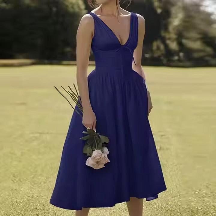 Summer's Fashionable Printed V-Neck Dress New Slim-Fitting Sexy Halter Design Vacation Style Elegant Empire